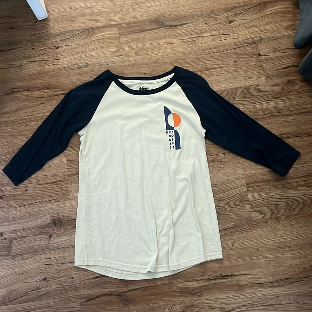 REI M Women’s baseball 3/4 tee